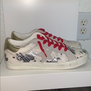 Steve Madden sneakers